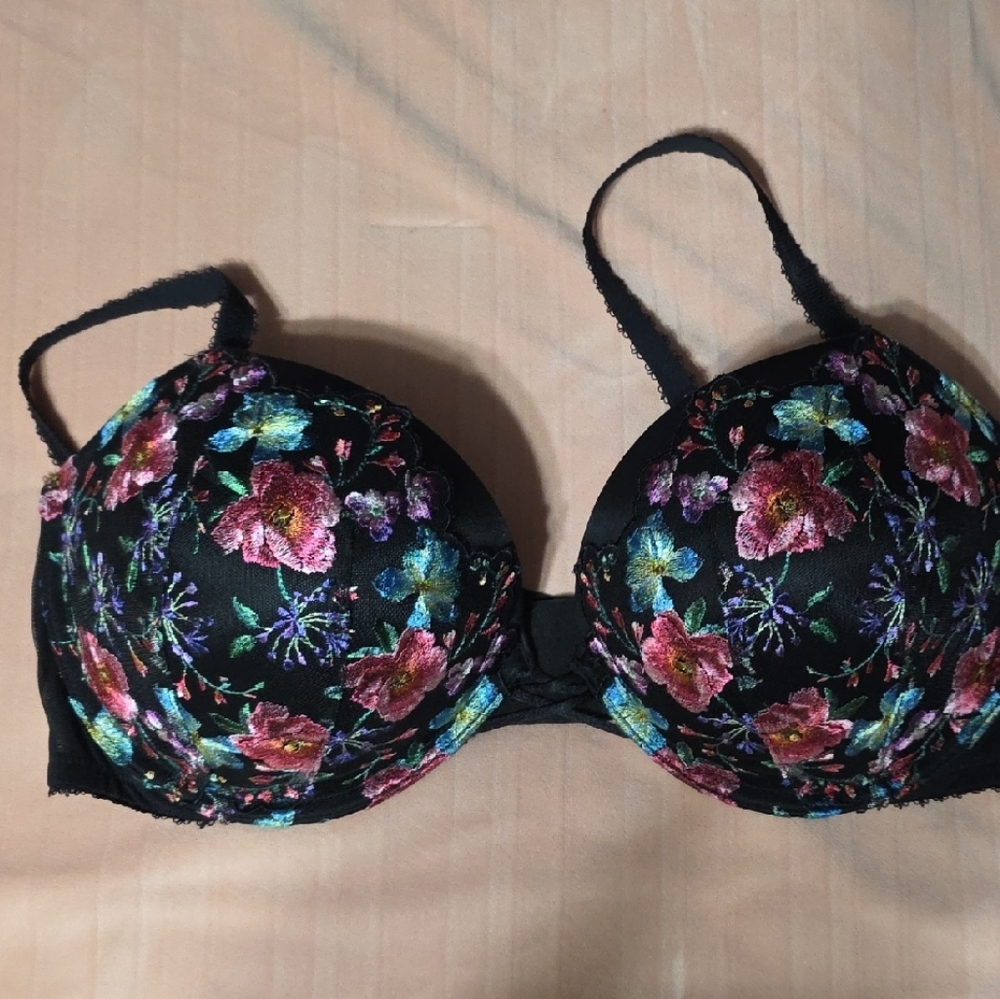 Victoria's Secret Black Bra with Floral Embroidery